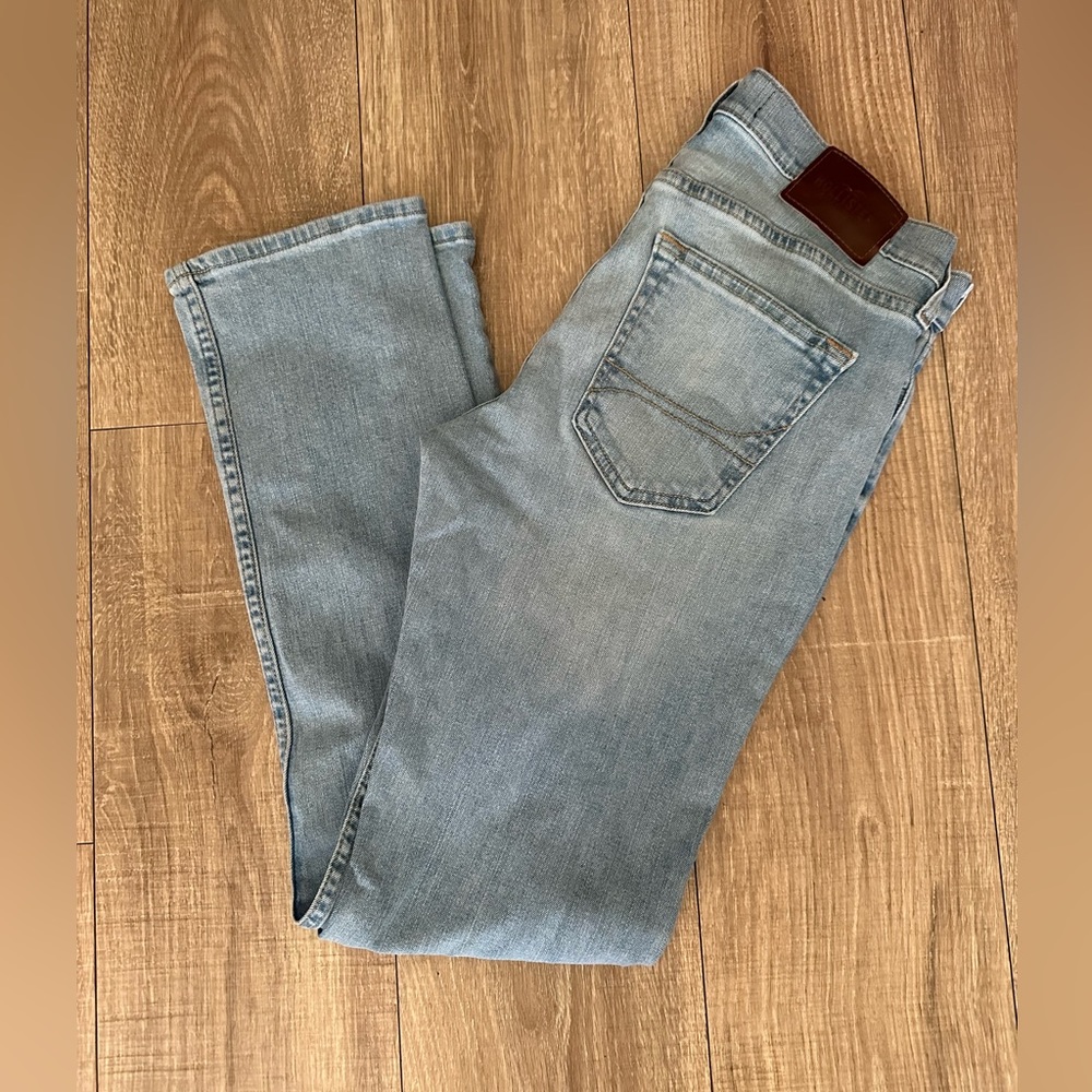 Hollister men’s denim jeans